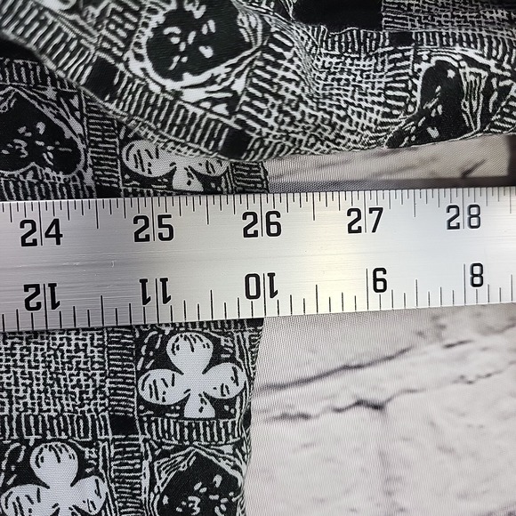 Pendleton Womens Plus Sz 1X Hearts and Clover Button Down Blouse Black White - Picture 6 of 9